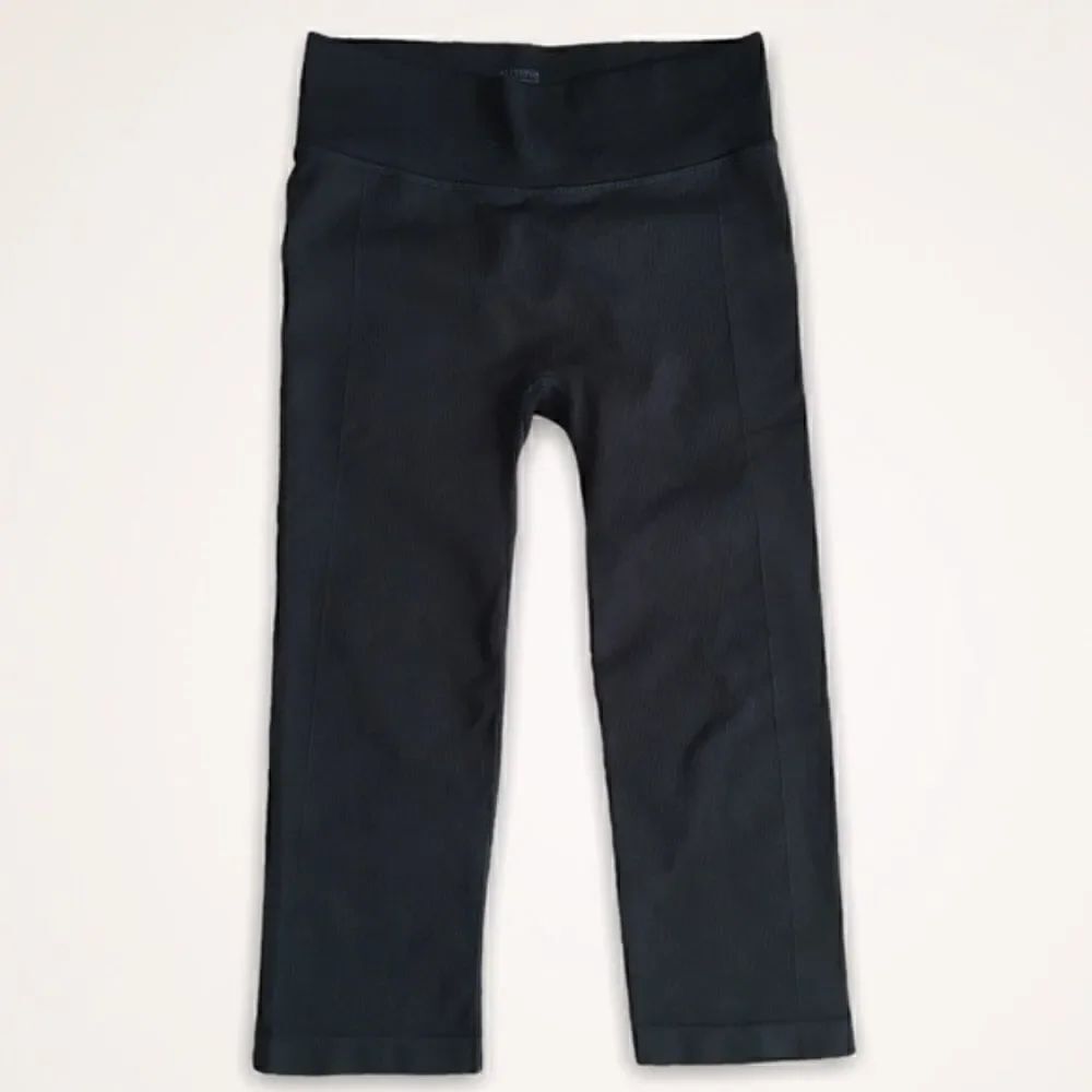 Yummie by Heather Thomson Capri Sliming Legging